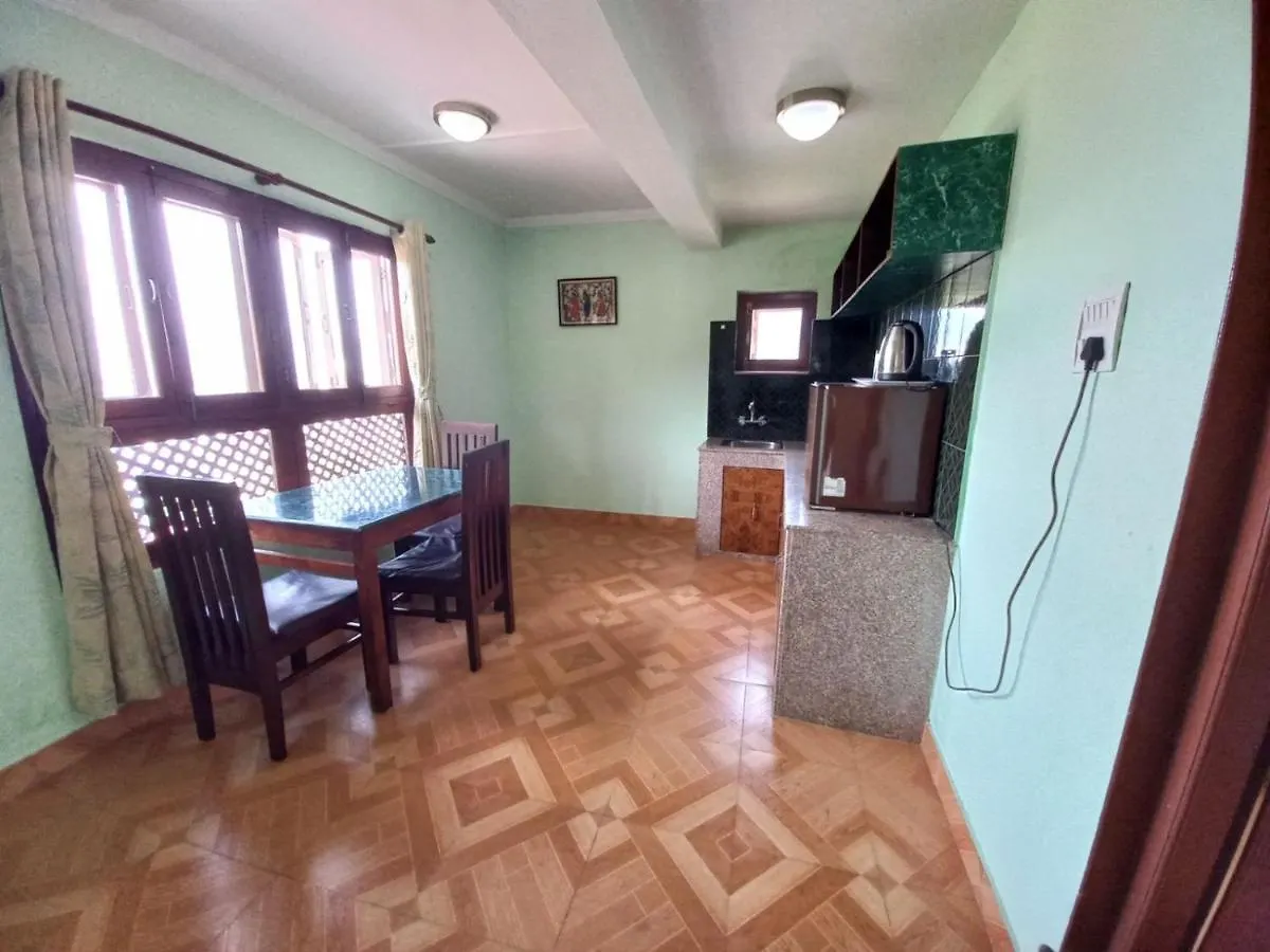 Green Palm Boutique Resort 0*, Катманду